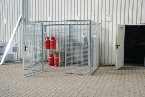 Gasflaschencontainer B2100xT1500xH2190mm m.Dach m.Flügeltor BAUER || VE = 1 ST