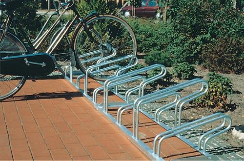 Fahrradbügelparker 1-s.90° verz.Anz.Radstände 4 z.Aufschr.WSM || VE = 1 ST